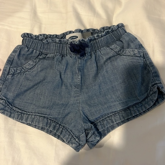 Bundle 3 Pairs Toddler Shorts 2T/24m - Picture 8 of 10